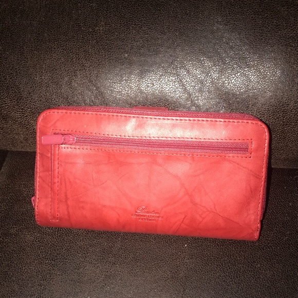 NWT Red Buxton leather ensemble clutch - Picture 2 of 6